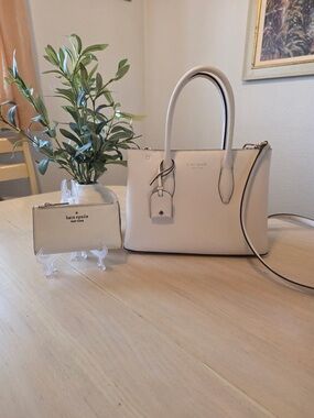 Kate Spade Cream/Ivory Leather Tote with Matching wallet- Bundle